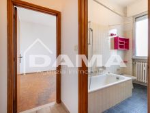 Zona PISCINA_Bilocale al Ultimo Piano con Soffitta Collegabile e Garage 15