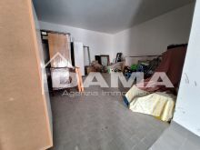 Ampia soluzione semi indipendente ristrutturata con terrazzo e garage di 50mq 23