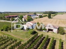 Il fascino della campagna a due passi dalla città ampia casa colonica con parco privato 26
