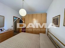 Appartamento luminoso in contesto curato, con garage e cantina_LETTO 23