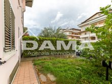 Monolocale con Ingresso Indipendente e Corte Esclusiva Zona Residenziale03