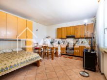 Monolocale con Ingresso Indipendente e Corte Esclusiva Zona Residenziale07