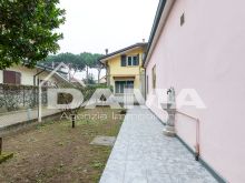 Villino Indipendente con Giardino Esclusivo adiacente al Parco Naturale di Cervia 02