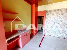 Opportunità commerciale su viale Due Giugno ideale come negozio studio o ambulatorio 18