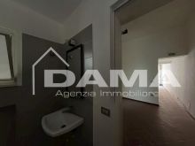 Locale commerciale in vendita su Corso della Repubblica – alta visibilità e posizione di prestigio_locale11