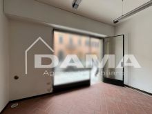 Locale commerciale in vendita su Corso della Repubblica – alta visibilità e posizione di prestigio_locale02