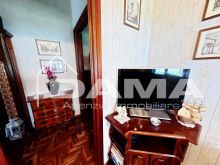 Ampio Appartamento in Villa con Giardino Privato e Taverna13