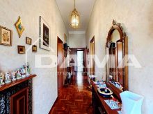 Ampio Appartamento in Villa con Giardino Privato e Taverna01