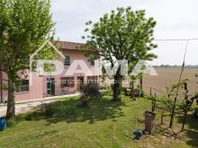 Casa indipendente con 3 appartamenti e ampio giardino privato – San Martino in Villafranca 10