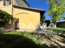 V le Bologna_Due Camere Recente con Giardino Angolare, Garage e Due Posti Auto31