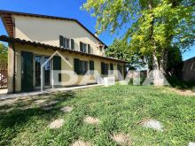 V le Bologna_Due Camere Recente con Giardino Angolare, Garage e Due Posti Auto37