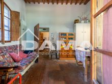 VILLAFRANCA_Casale di Campagna Ristrutturato con Parco Privato, Fienile e Piscina09
