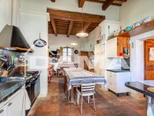 VILLAFRANCA_Casale di Campagna Ristrutturato con Parco Privato, Fienile e Piscina13