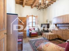 VILLAFRANCA_Casale di Campagna Ristrutturato con Parco Privato, Fienile e Piscina22