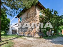 VILLAFRANCA_Casale di Campagna Ristrutturato con Parco Privato, Fienile e Piscina34