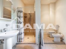 VILLAFRANCA_Casale di Campagna Ristrutturato con Parco Privato, Fienile e Piscina36