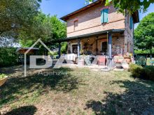 VILLAFRANCA_Casale di Campagna Ristrutturato con Parco Privato, Fienile e Piscina06