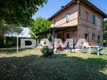 VILLAFRANCA_Casale di Campagna Ristrutturato con Parco Privato, Fienile e Piscina07