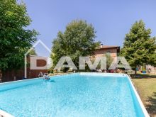 VILLAFRANCA_Casale di Campagna Ristrutturato con Parco Privato, Fienile e Piscina11