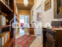 PISCINA_Ampio Appartamento Ristrutturato e Ben Tenuto in Zona Ricercata con Garage e Cantina 43