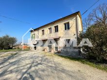 Affascinante Casa di Campagna con Parco Privato – San Tomè 123