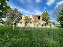 Prestigioso Rustico a Vecchiazzano con Parco Secolare e Potenziale Plurifamiliare 22