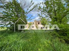 Prestigioso Rustico a Vecchiazzano con Parco Secolare e Potenziale Plurifamiliare 49