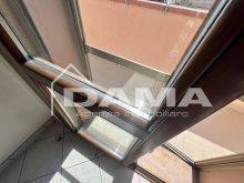 Trilocale su Due Livelli con Garage e Posto Auto 0112