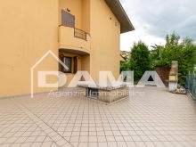 FORLIMPOPOLI – ELEGANTE VILLETTA ANGOLARE IN CLASSE A CON GIARDINO, MANSARDA E GARAGE DOPPIO03