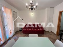 Bilocale arredato con giardino in bifamiliare 0110