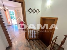 Bilocale arredato con giardino in bifamiliare 0135