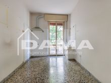 Forlì zona medaglie d'oro ampio quadrilocale con garage e soffitta03