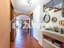 Sant'Andrea – Elegante villetta di testa con corte esclusiva, 4 camere e fotovoltaico04