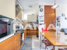 Luminoso Ultimo Piano Ristrutturato con Ampio Terrazzo Zona Ronco 23
