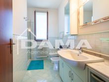 Villanova – Appartamento su 2 livelli con garage_bagno4