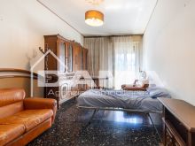 Luminoso Trilocale con Garage e Soffitta – Zona Foro Boario 28