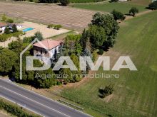 Casa Indipendente con Ampio Parco e Capannone a Villanova 07