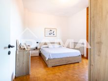 Elegante Appartamento Ristrutturato con Ampio Terrazzo - Piano Alto con Ascensore25