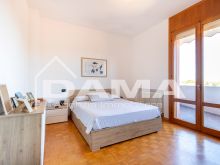 Elegante Appartamento Ristrutturato con Ampio Terrazzo - Piano Alto con Ascensore26