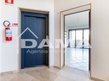 Forlì, Q re Musicisti – Grazioso Appartamento Recente con Terrazzo Loggiato e Garage 03