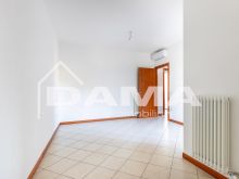 Forlì, Q re Musicisti – Grazioso Appartamento Recente con Terrazzo Loggiato e Garage 14