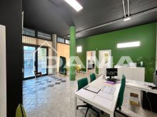 UFFICIO VIA GORIZIA CON VETRINE E PARCHEGGIO 18