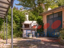 Zona barbecue e autorimessa