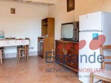 Cucina con camino