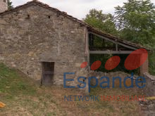 Stalla con sovrastante fienile