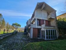 Villa con ampio parco San Piero in Bagno prospetto ovest