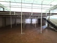 magazzino con soppalco