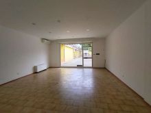 Negozo via Curiel Forlì