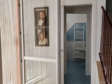 ingresso laterale cortile