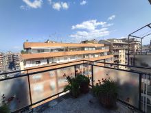 34 balcone camera
